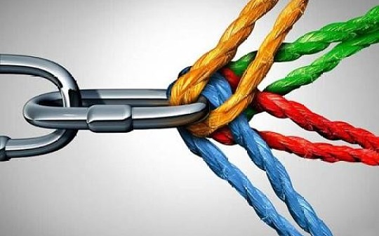 交易所硝烟再起：公链成主战场