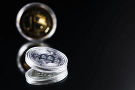 加密分析师Q2行业展望：：元宇宙会是未来主流，资金会分配到游戏和DeFi蓝筹_EFI:元宇宙