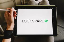 解读LooksRare的另类崛起：如何超越OpenSea？_LOOK:OOKS