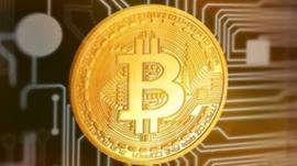 OKEx Research：比特币直逼1.6万美元，能否替代黄金成为主流？_比特币:DEF
