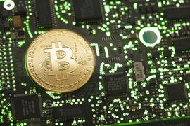 贝宝金融对话许哲：比特币价值不在于共识，而在于基于数学的不易获取性_比特币价格:加密货币