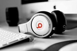 Beats 耳机生产商 ICO 欲募3亿美元，在投资组合里配个耳机Token试试？_MON:PolkaMonster