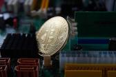 美联储考虑放宽“沃尔克规则”，更多美国人将会加入加密市场_WEI:COIN