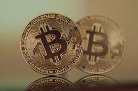 比特币回落了，但是他们依旧看涨_比特币:比特币k线图十年