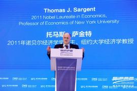 区块链到底该怎么玩？我们跟诺贝尔经济学奖得主聊了聊_区块链:区块链是穷人的最后一次机会