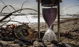 分析：比特币价格将维持在1万美元左右，直到明年5月减半生效_ETF:ROCKETFI