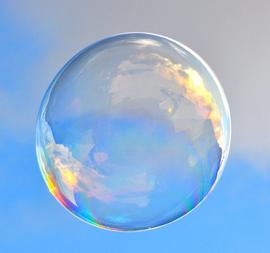 互联网泡沫与加密资产泡沫的对比分析_比特币:加密货币