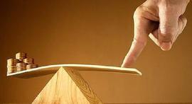 币圈刘耀：比特币的金字塔财富分配_BTC:BTCBR币