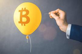 比特币泡沫即将破灭？分析师警告价格可能跌至 7,000 美元_比特币:比特币行情图三条线