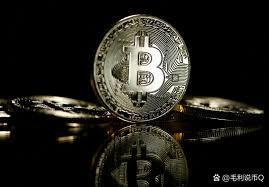 比特币跌至 22,000 美元触发 2023 年第二大清算趋势_比特币:杭州女子花300万买比特币暴涨