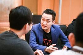 孙宇晨巴菲特餐桌上全是“韭菜”？王思聪嘲讽孙宇晨，反被怼靠爹_ONE:ENT