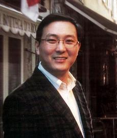 揭开董卿老公密春雷神秘面纱：系上海富商，投资资金来源颇为神秘_ALA:DEFI