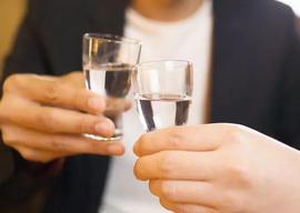 辟谣｜喝酒能预防新冠、粮食紧缺需抢购、庚子年是灾年……2020的这些“坑”你踩过吗？_COIN:nofakecoin