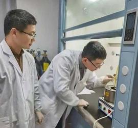 第81号化学元素代言人黄又举教授：材料 “ 微纳世界 ” 的深耕者！_RON:比特币现在多少一个