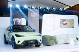 全新smart精灵 1都市密友惊喜派对云端开启_SMA:ART