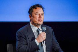“星链”被迫让乌继续使用，马斯克不改口：俄会用核武保克里米亚_马斯克:LIONF价格