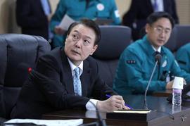 朝韩齐射导弹 半岛“最后的安全阀”会失效吗？_TOM:CrossFi