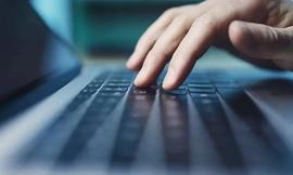 整治“自媒体”乱象、遏制网络戾气……国家网信办出手了！_DEFI:MCN