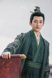 刘学义《花间令》杀青，和张睿二搭，女配都好美不输鞠婧祎_PPT:DAPPT币
