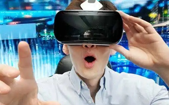 猫眼电影创始人徐梧：我眼中的VR、AR和Metaverse——三维信息技术革命_ETA:LUS