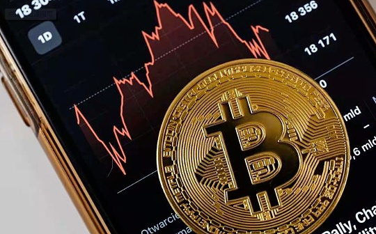 华尔街的胜利 美国政府将加密货币阻挡在银行业之外_加密货币:DNFT Protocol