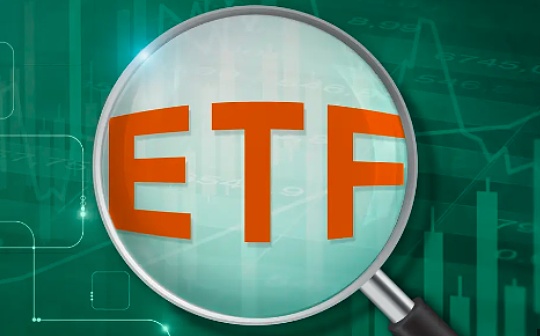 分析师：年内表现最优15只股票ETF均与加密货币相关_ETF:比特币最新价格行情美元